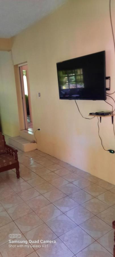 Western Tobago Cozy 3 Bedroom Retreat Arnos Vale Esterno foto