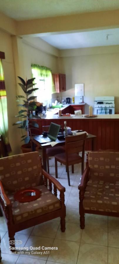 Western Tobago Cozy 3 Bedroom Retreat Arnos Vale Esterno foto